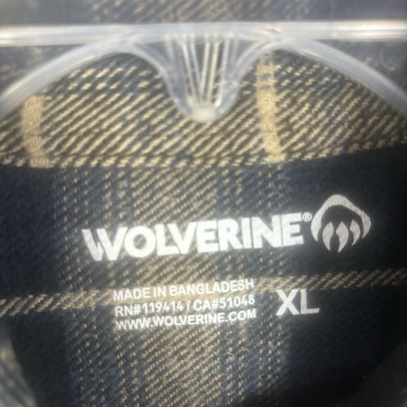 Wolverine Shirt Mens XL Heavyweight Blue Plaid Cut Short‎ Sleeve Raw Button Up - Picture 4 of 14